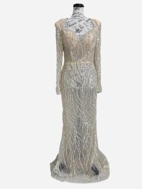 Elegant Beaded Sequin Pattern Long Sleeve Evening Gown - Champagne